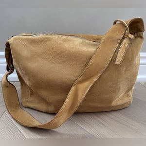 BANANA REPUBLIC LARGE CARMEL Suede Leather Purse Bag Zip Closure